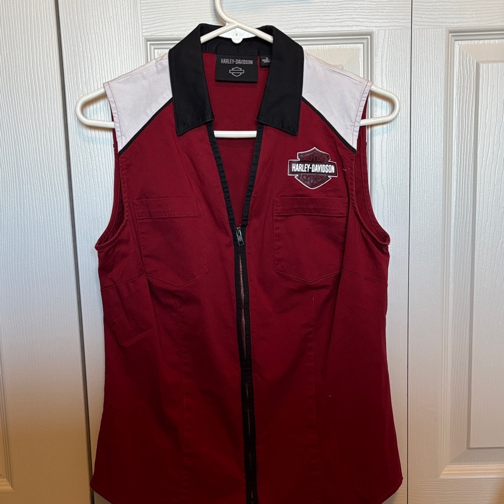 Harley-Davidson Red and Black sleeveless shirt